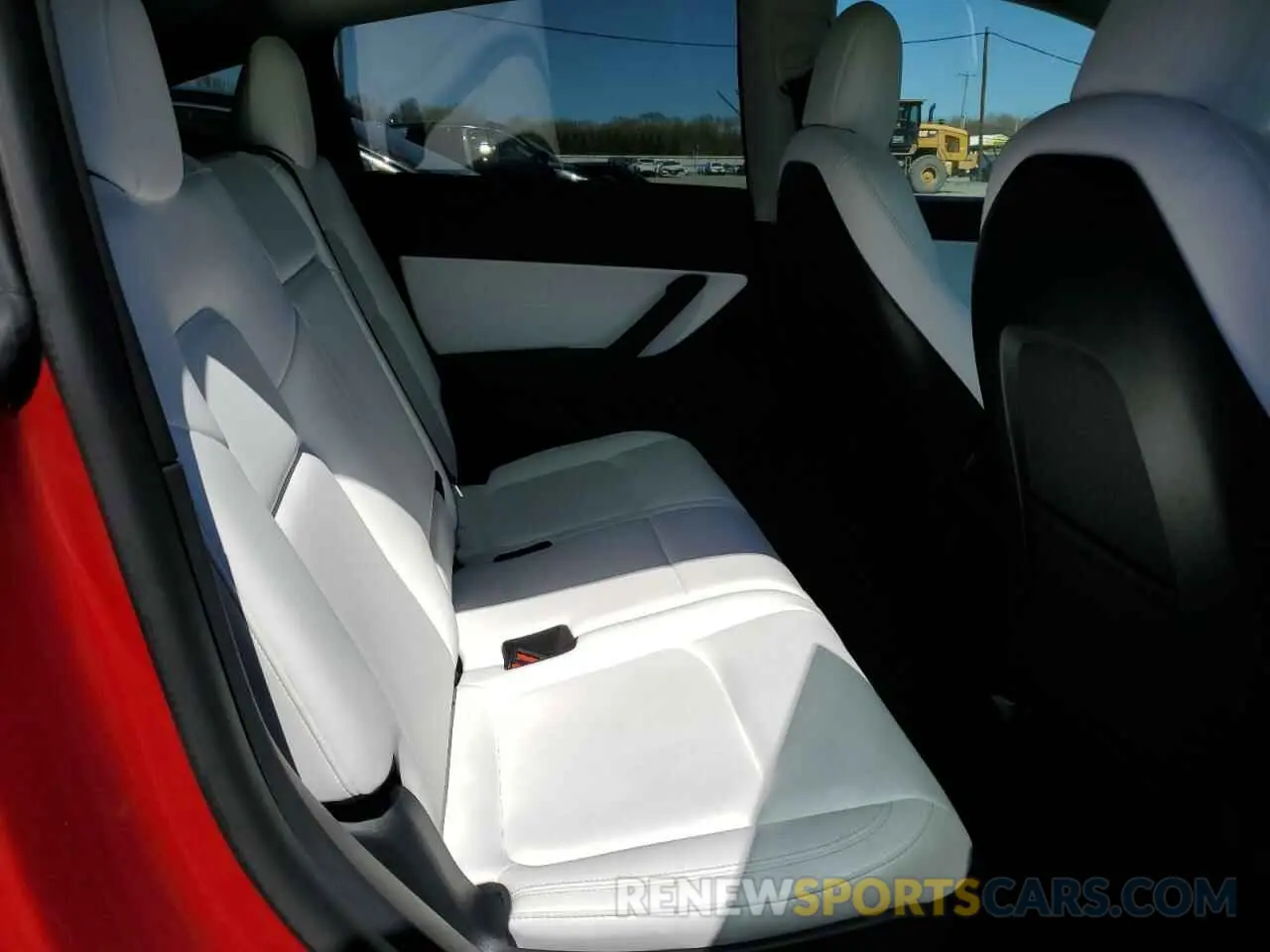 11 fotografías del automóvil dañado 5YJYGAEE6MF264727 TESLA MODEL Y 2021