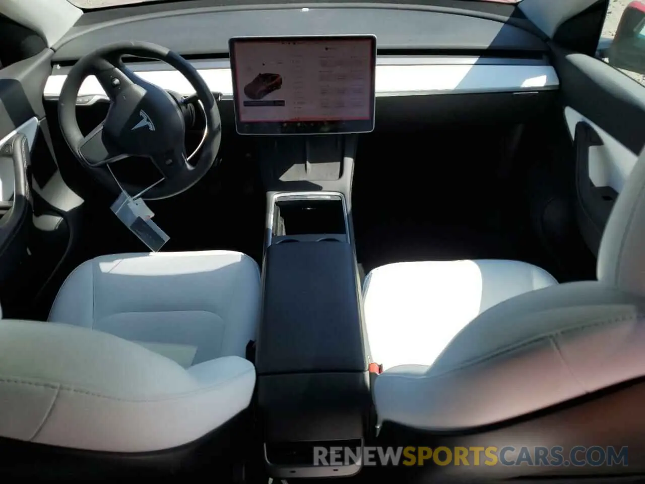 8 fotografías del automóvil dañado 5YJYGAEE6MF264727 TESLA MODEL Y 2021