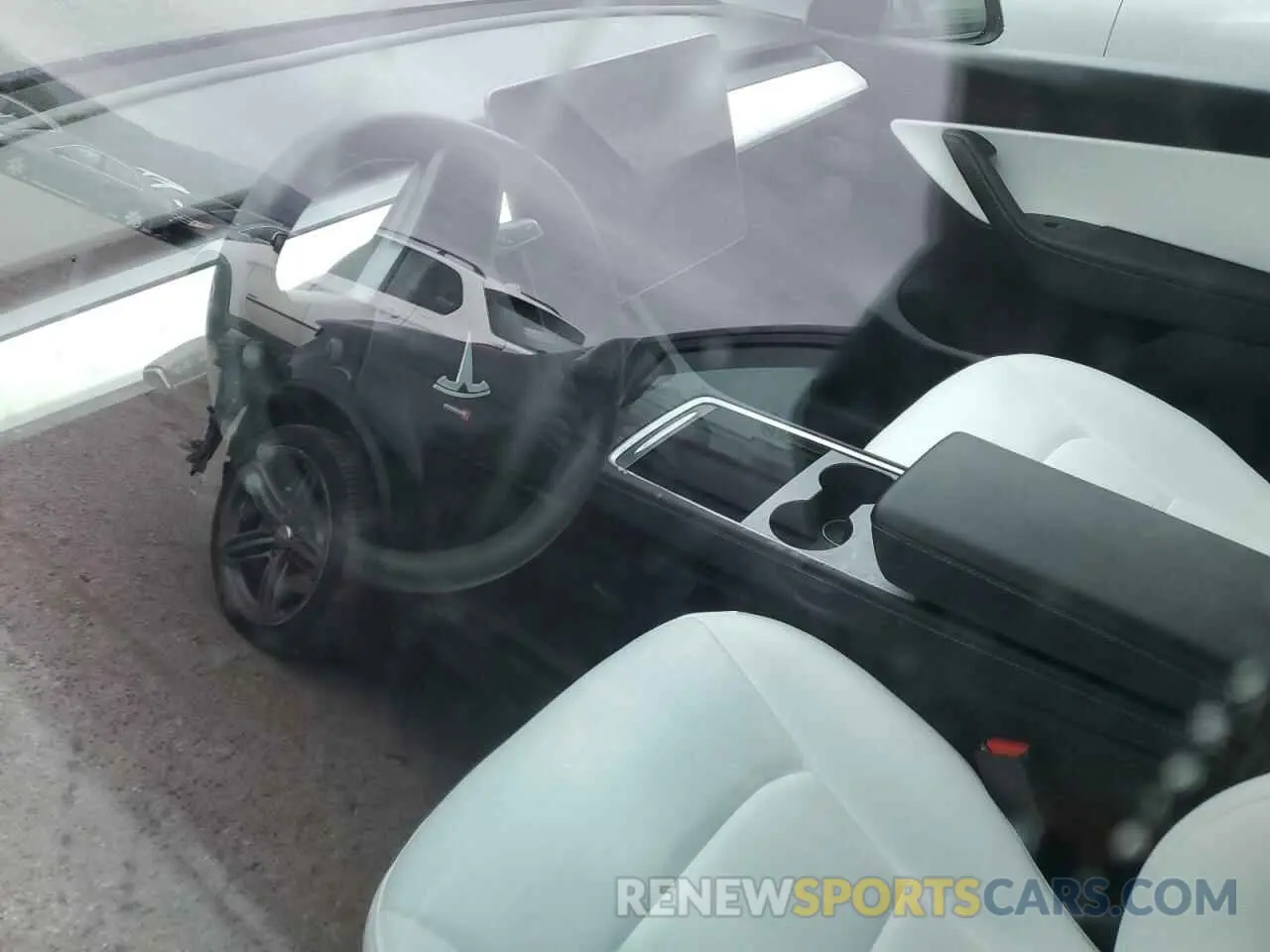 9 fotografías del automóvil dañado 5YJYGAEE8MF138434 TESLA MODEL Y 2021