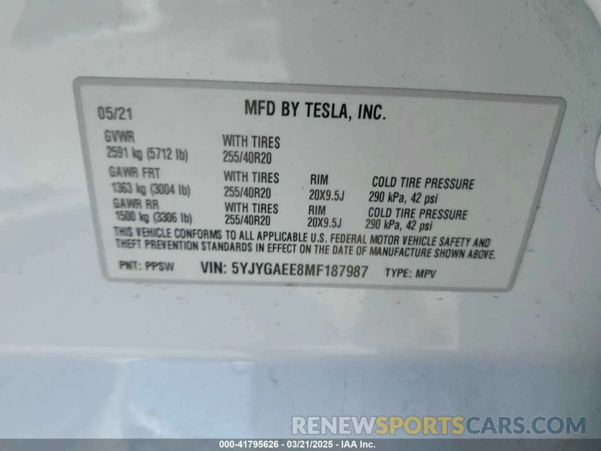 9 fotografías del automóvil dañado 5YJYGAEE8MF187987 TESLA MODEL Y 2021