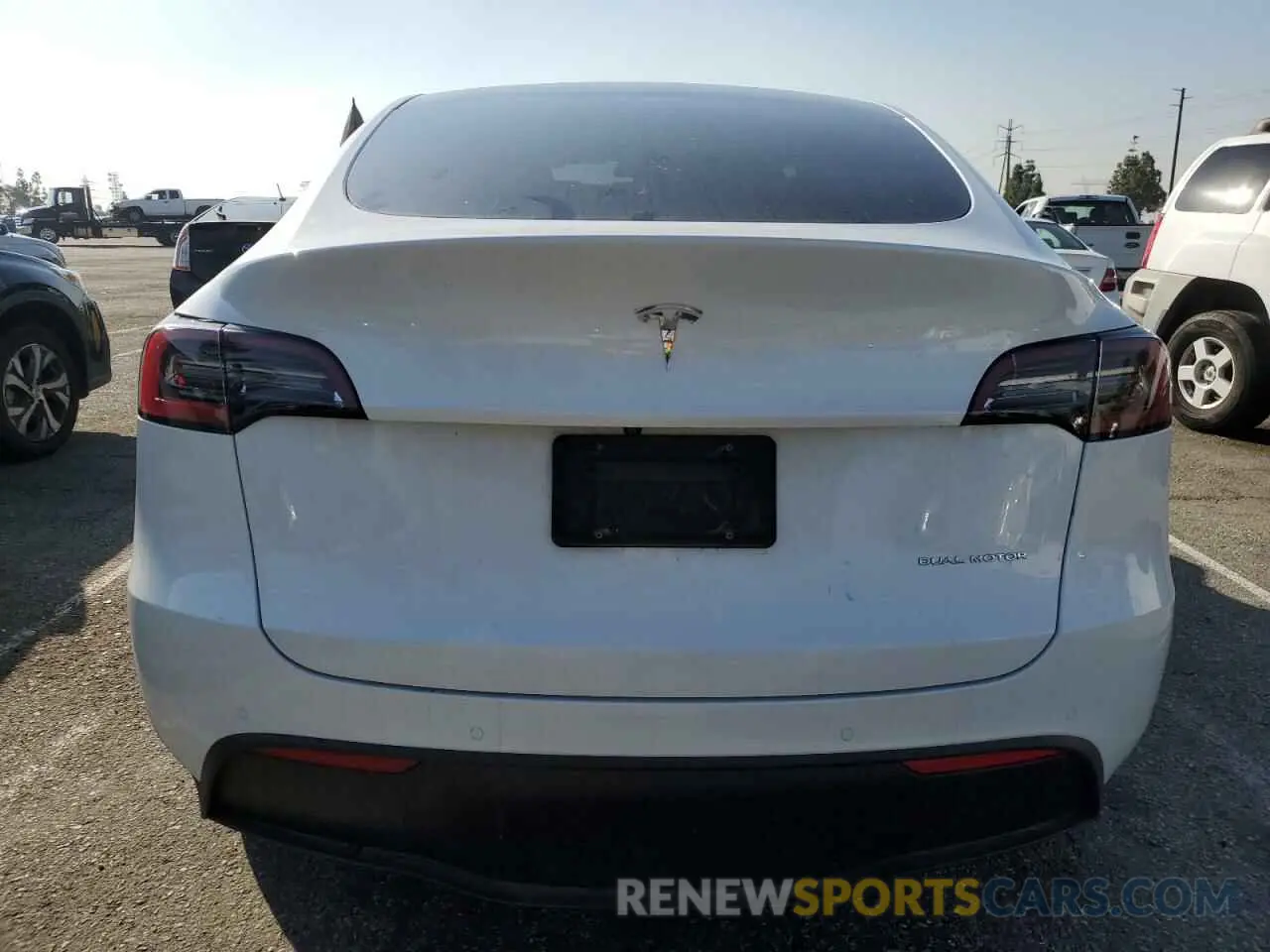 6 fotografías del automóvil dañado 5YJYGAEEXMF151489 TESLA MODEL Y 2021
