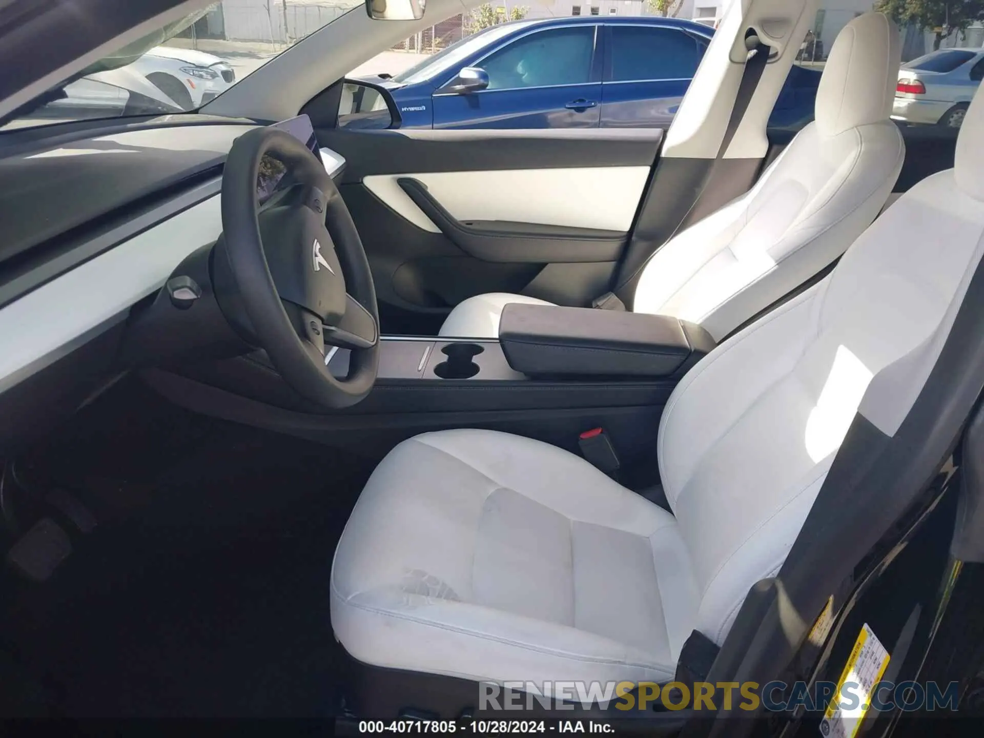 5 fotografías del automóvil dañado 5YJYGAEEXMF244190 TESLA MODEL Y 2021
