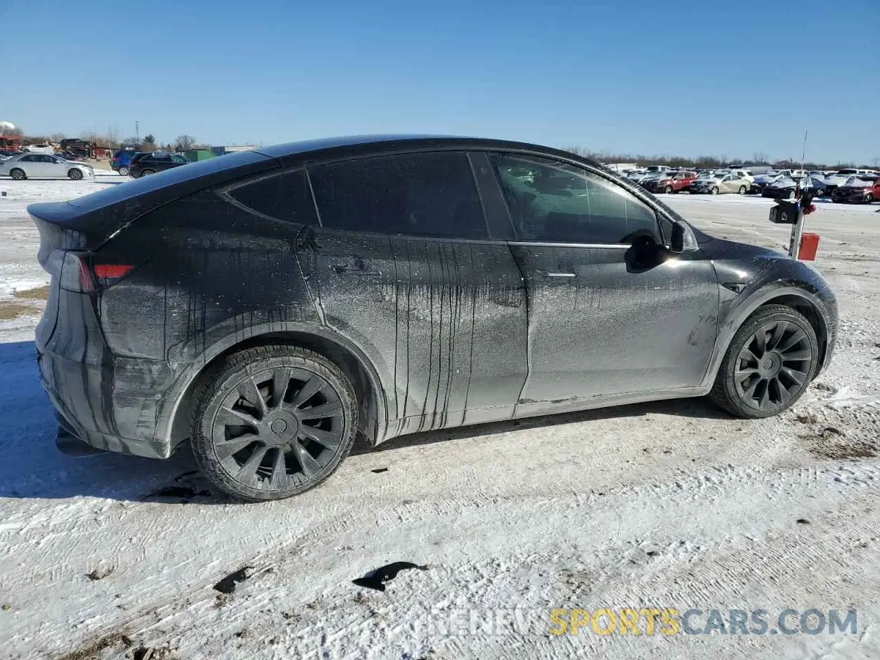 3 fotografías del automóvil dañado 5YJYGAEEXMF256484 TESLA MODEL Y 2021