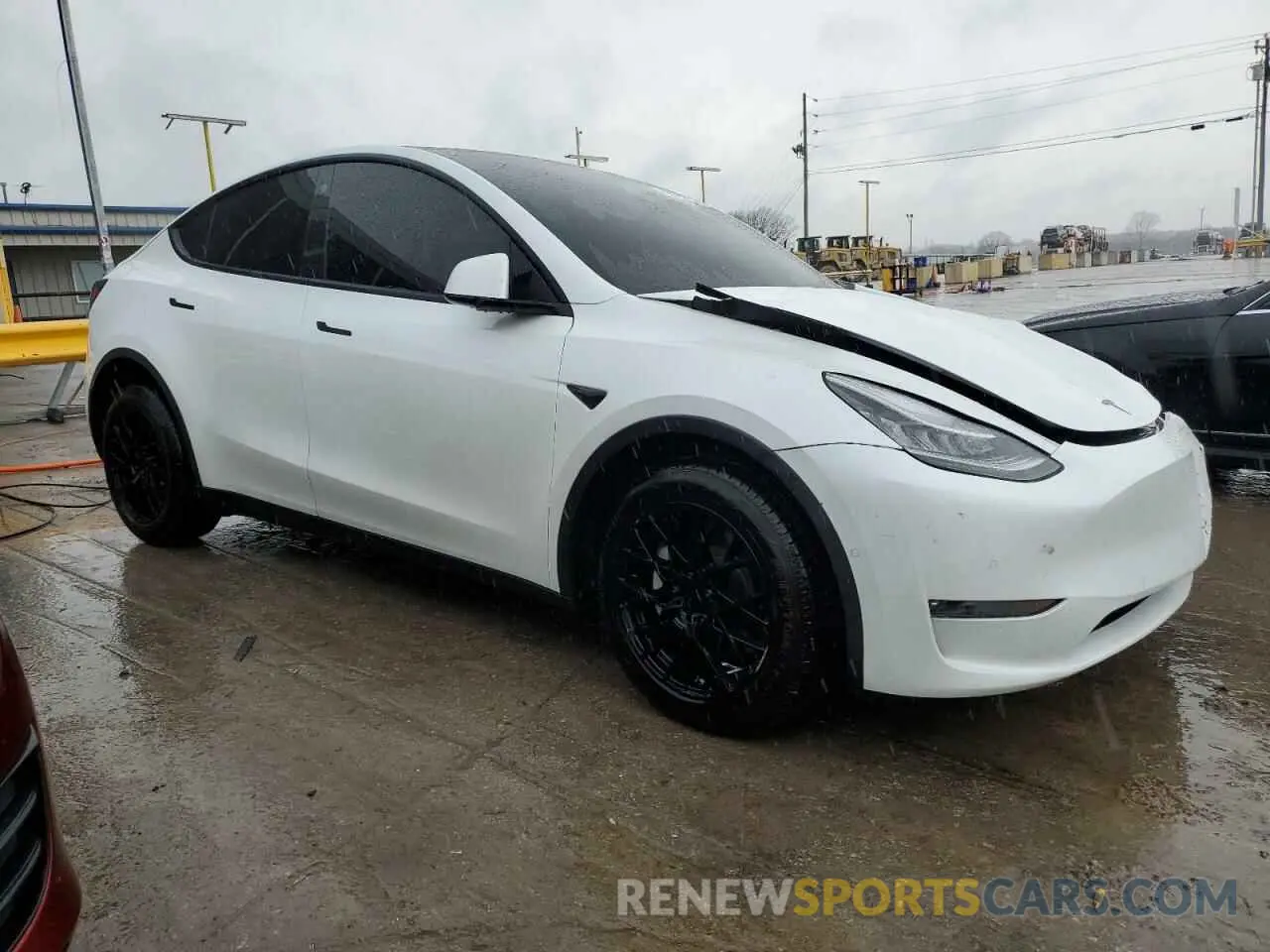 4 fotografías del automóvil dañado 5YJYGDED1MF114078 TESLA MODEL Y 2021