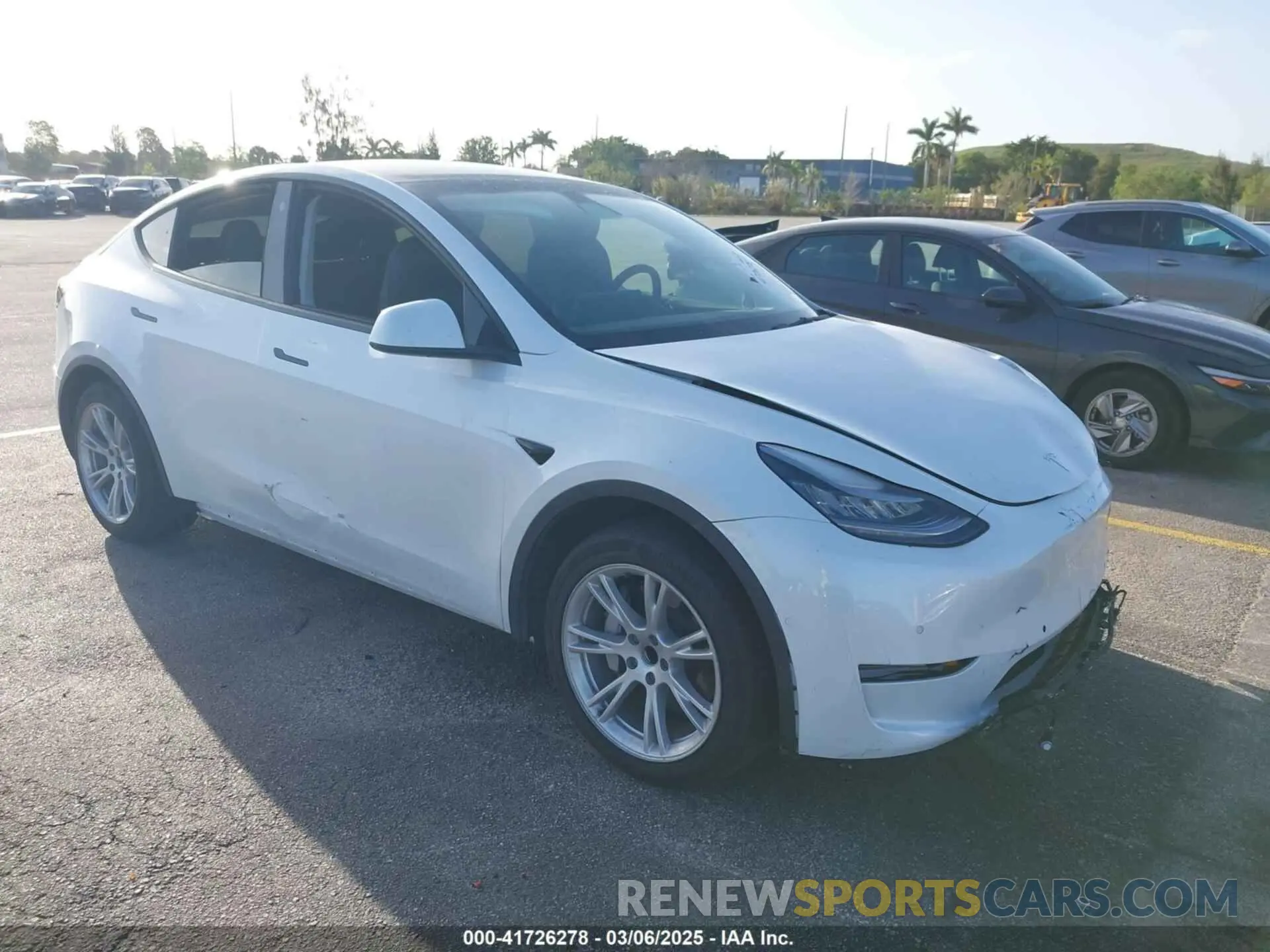 1 fotografías del automóvil dañado 5YJYGDED3MF103650 TESLA MODEL Y 2021