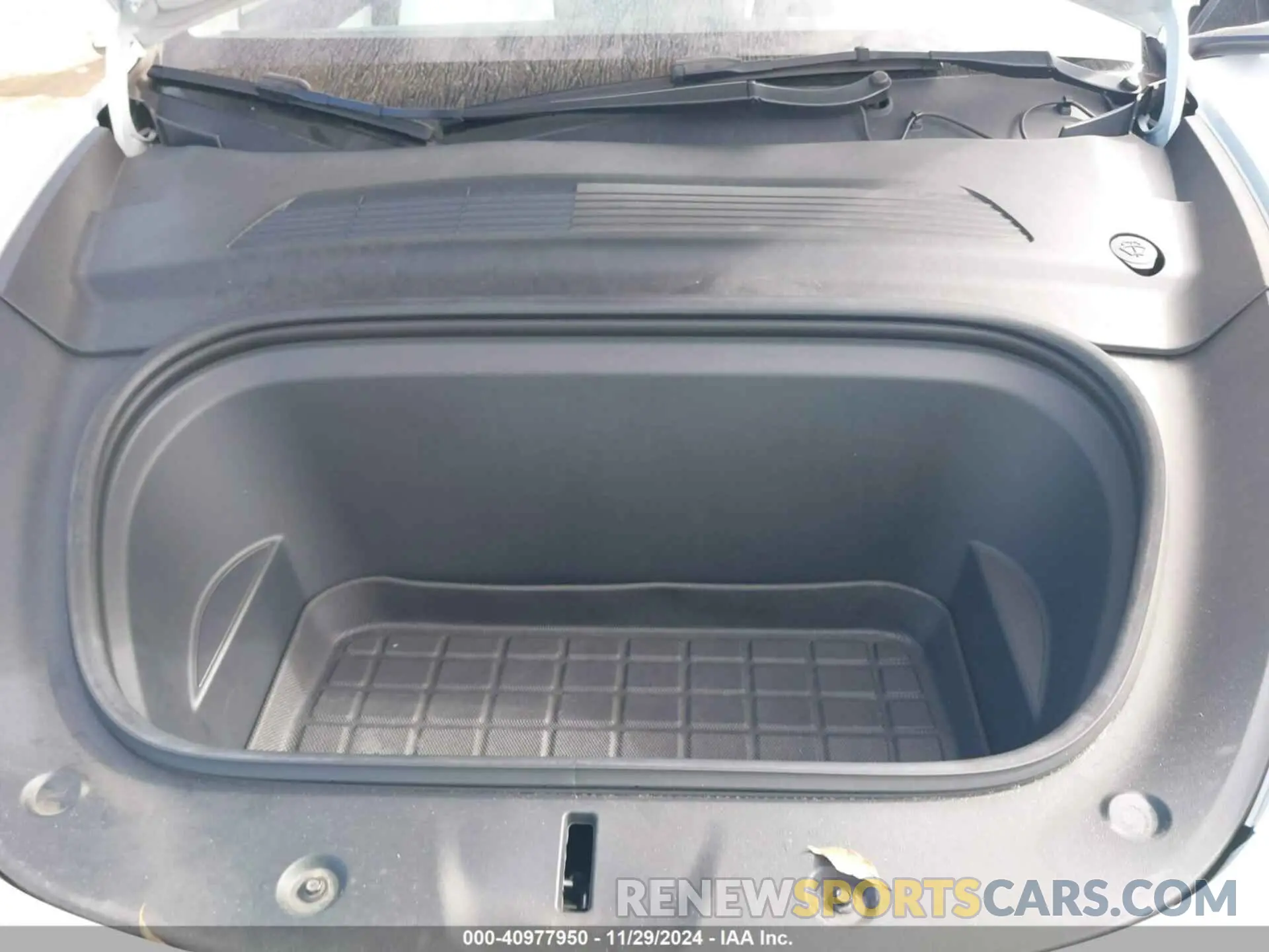 10 fotografías del automóvil dañado 5YJYGDED5MF115203 TESLA MODEL Y 2021