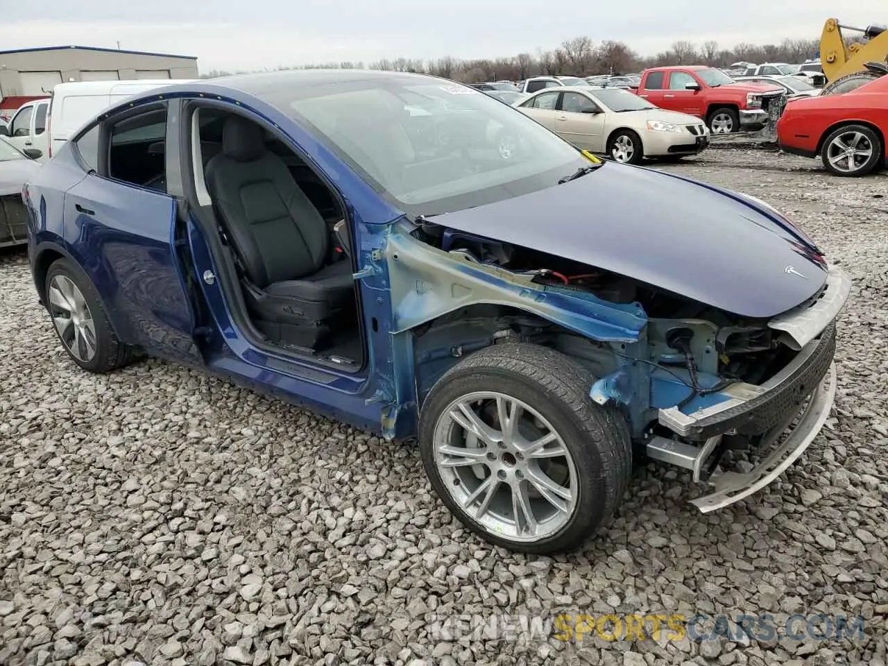 4 fotografías del automóvil dañado 5YJYGDED7MF106342 TESLA MODEL Y 2021