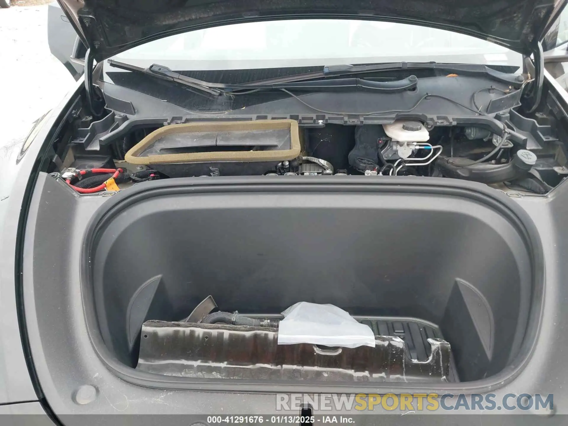 10 fotografías del automóvil dañado 5YJYGDED8MF123246 TESLA MODEL Y 2021