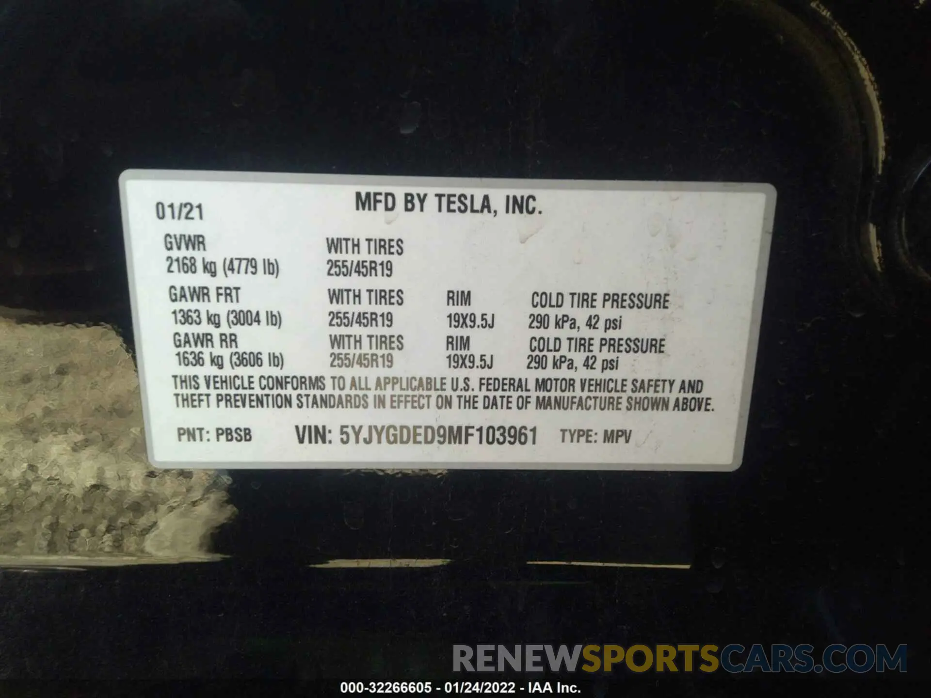 9 fotografías del automóvil dañado 5YJYGDED9MF103961 TESLA MODEL Y 2021