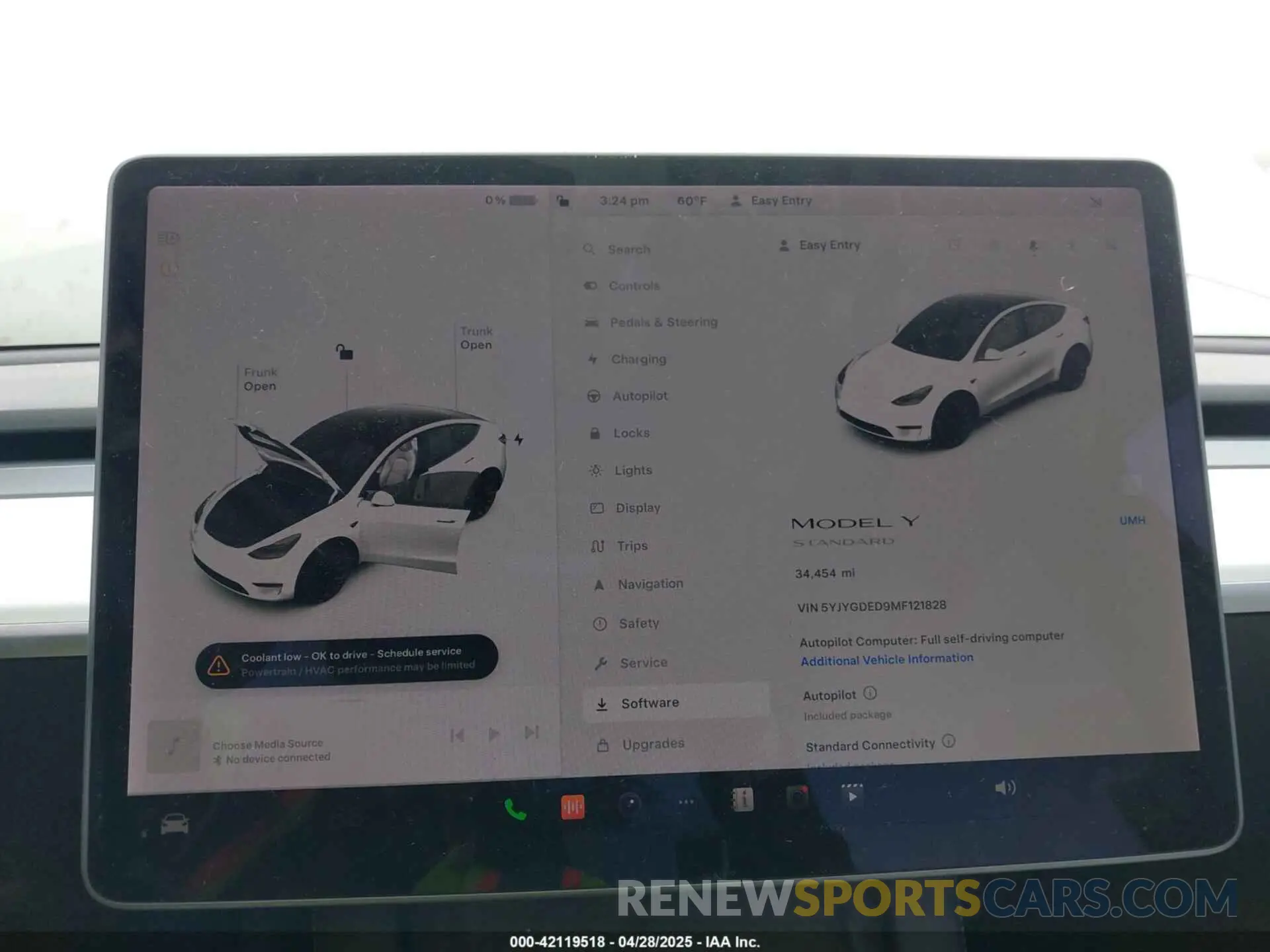 7 fotografías del automóvil dañado 5YJYGDED9MF121828 TESLA MODEL Y 2021