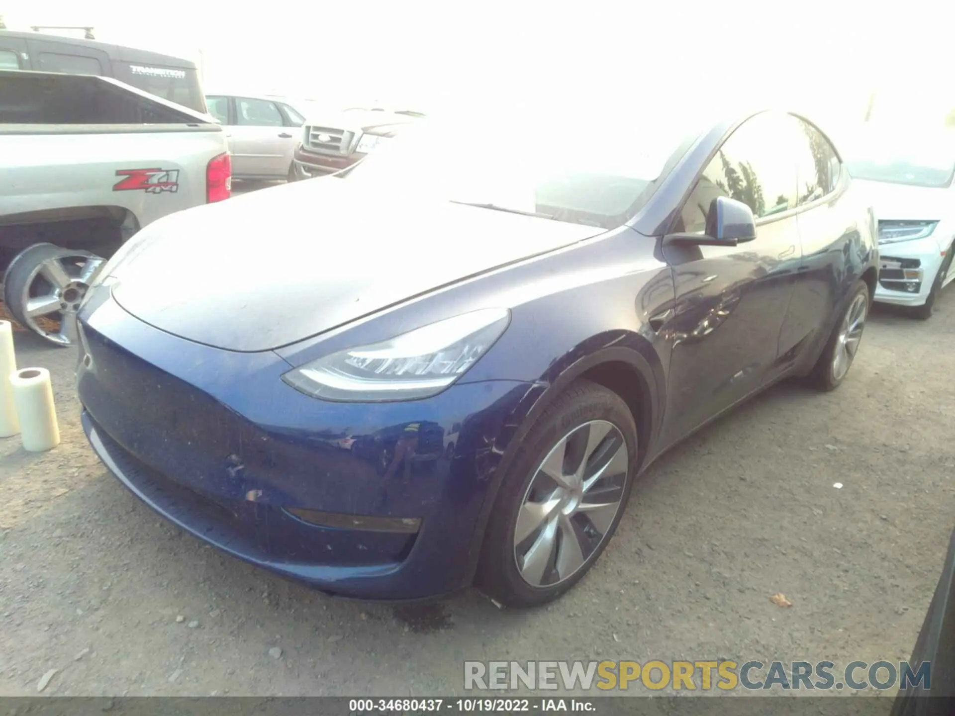2 fotografías del automóvil dañado 5YJYGDEDXMF103953 TESLA MODEL Y 2021