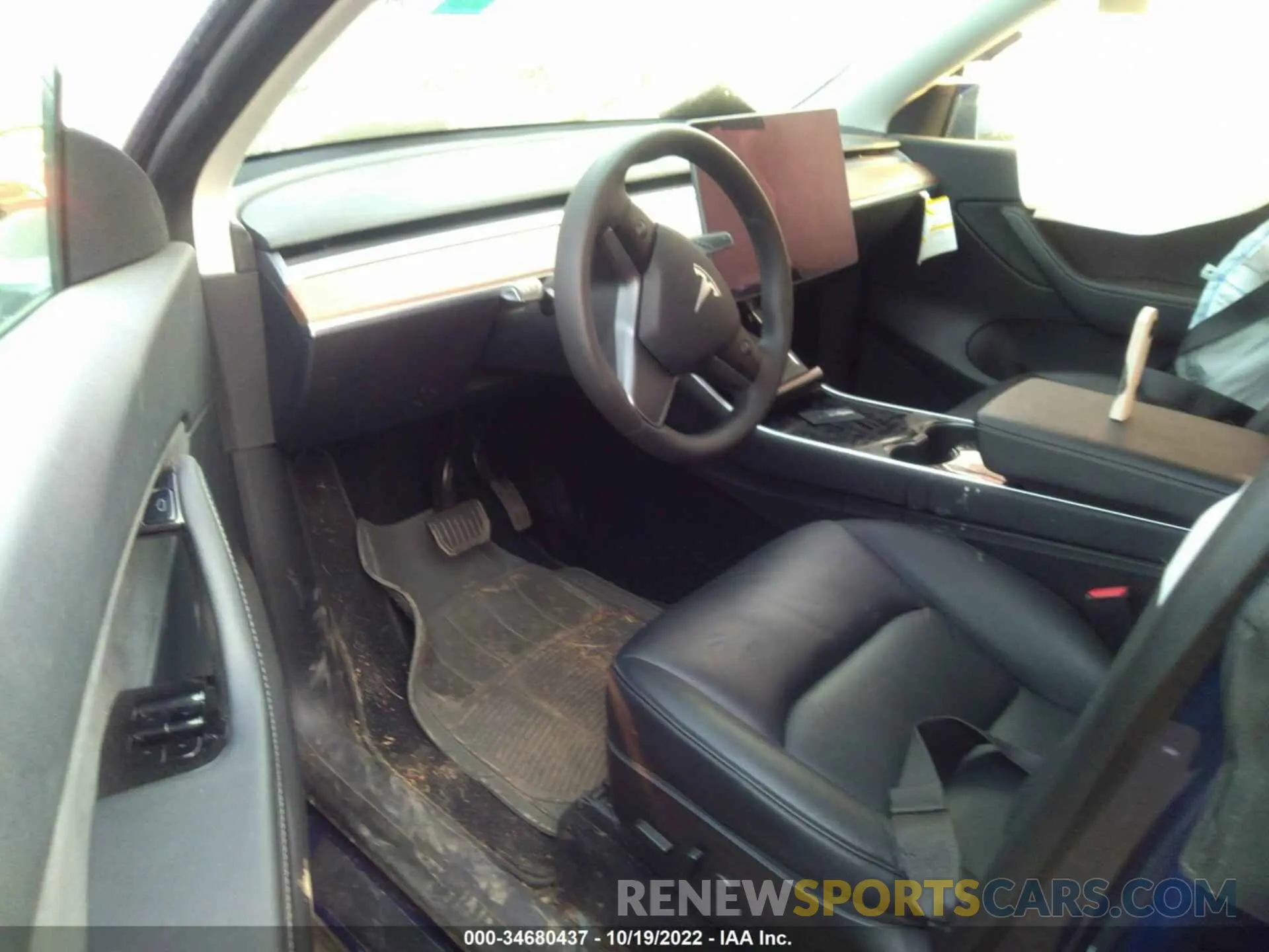 5 fotografías del automóvil dañado 5YJYGDEDXMF103953 TESLA MODEL Y 2021