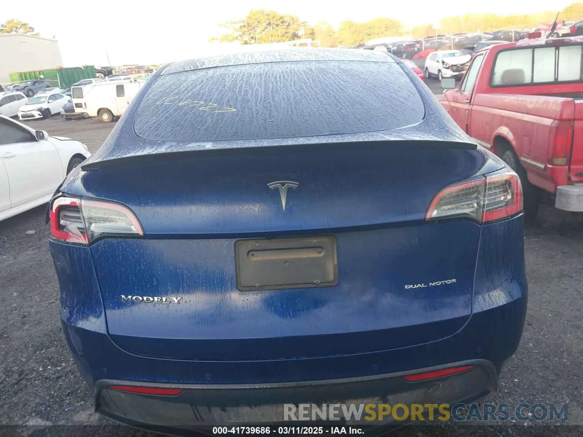 15 fotografías del automóvil dañado 5YJYGDEE0MF066727 TESLA MODEL Y 2021