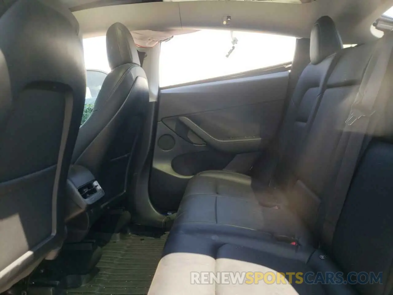 6 fotografías del automóvil dañado 5YJYGDEE0MF068865 TESLA MODEL Y 2021