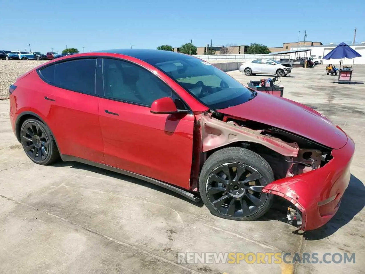 4 fotografías del automóvil dañado 5YJYGDEE0MF079865 TESLA MODEL Y 2021