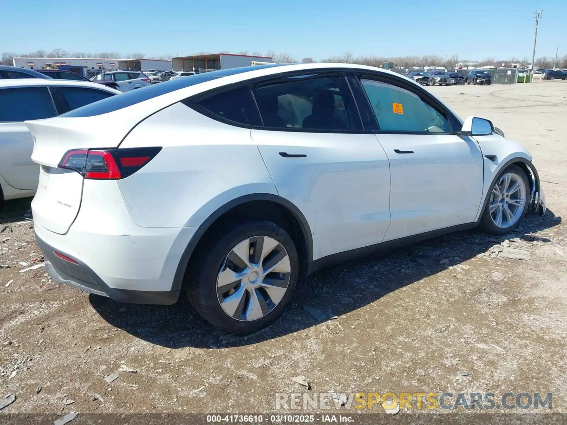 4 fotografías del automóvil dañado 5YJYGDEE0MF106255 TESLA MODEL Y 2021