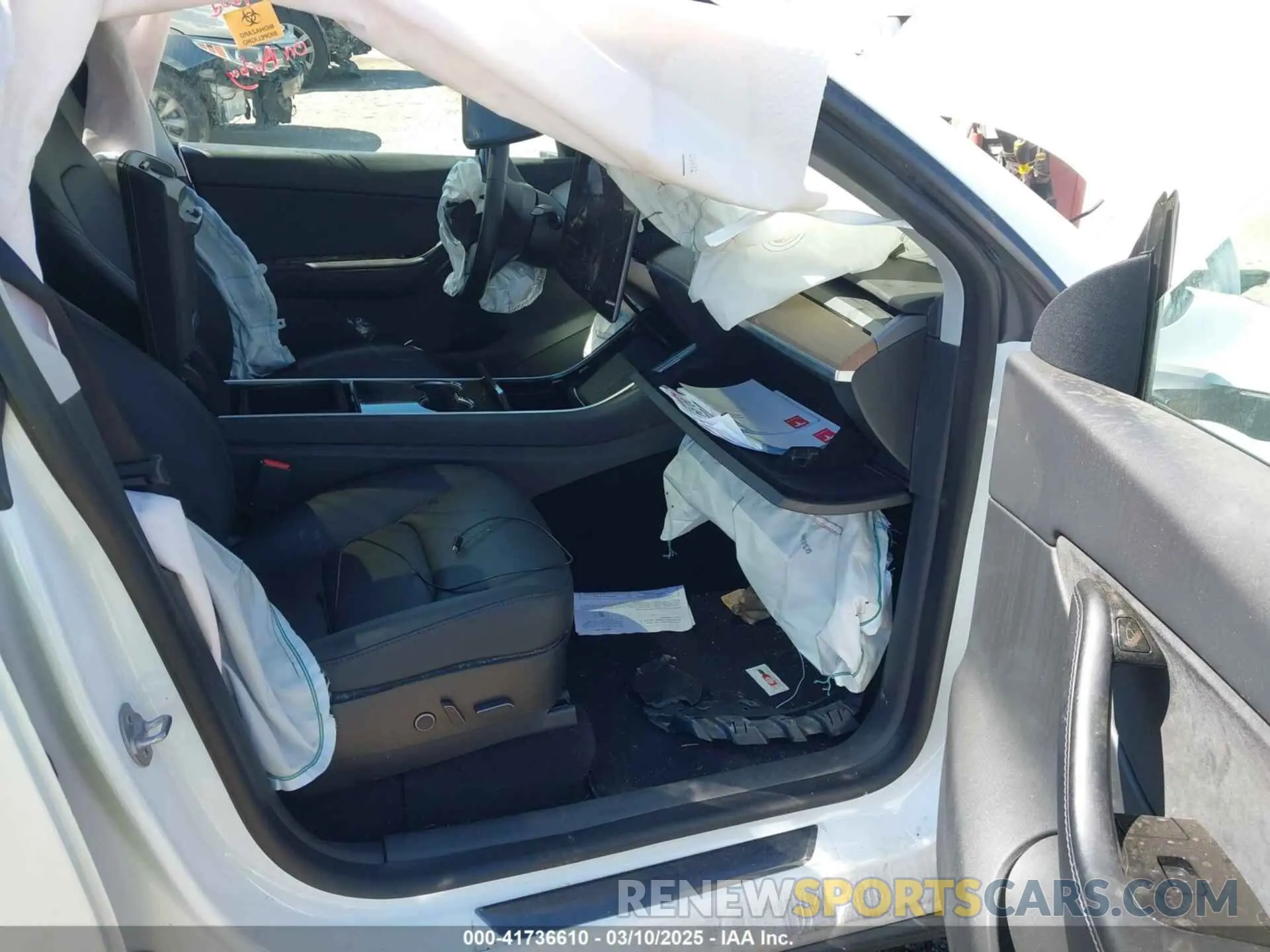 5 fotografías del automóvil dañado 5YJYGDEE0MF106255 TESLA MODEL Y 2021