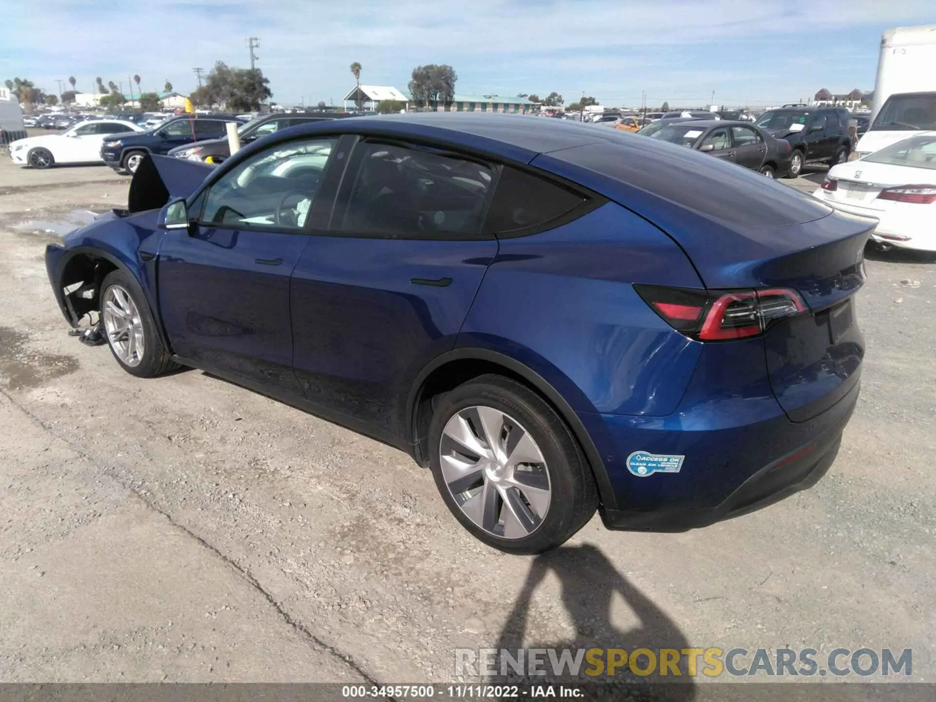 3 fotografías del automóvil dañado 5YJYGDEE0MF158419 TESLA MODEL Y 2021