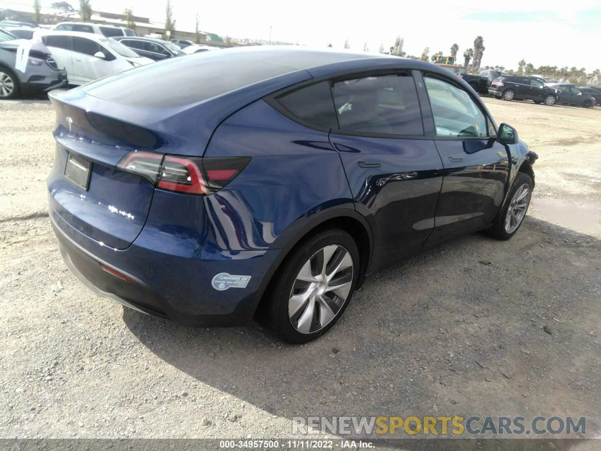 4 fotografías del automóvil dañado 5YJYGDEE0MF158419 TESLA MODEL Y 2021