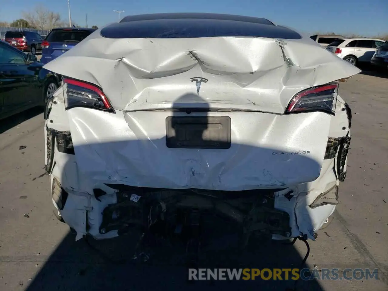6 fotografías del automóvil dañado 5YJYGDEE0MF185605 TESLA MODEL Y 2021