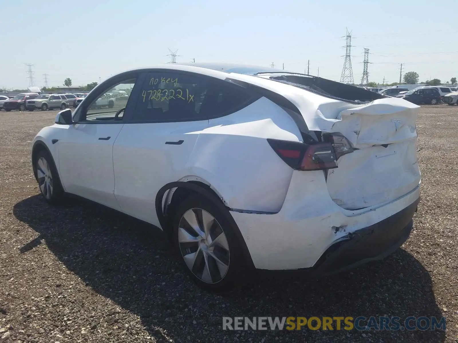 3 fotografías del automóvil dañado 5YJYGDEE0MF191176 TESLA MODEL Y 2021