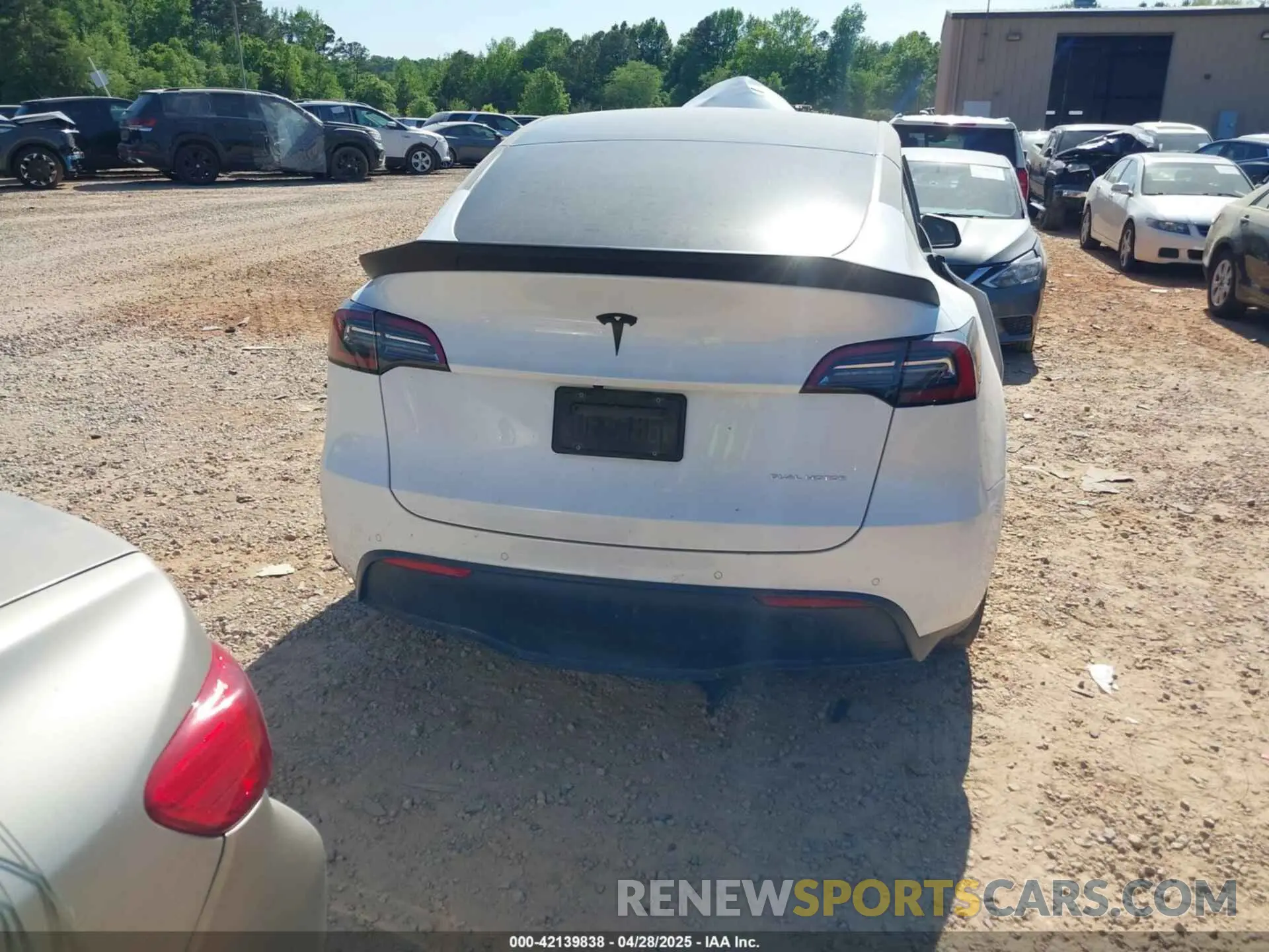 15 fotografías del automóvil dañado 5YJYGDEE0MF204377 TESLA MODEL Y 2021