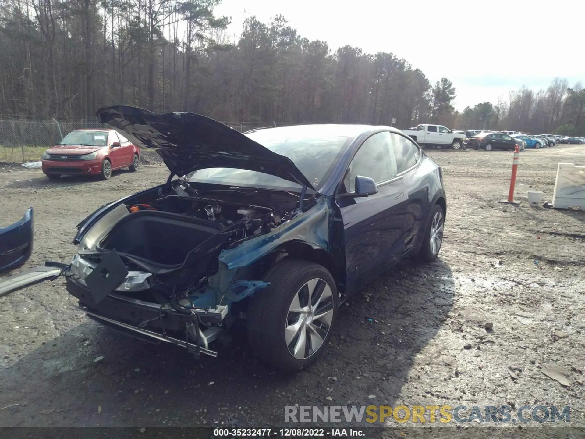 2 fotografías del automóvil dañado 5YJYGDEE0MF229053 TESLA MODEL Y 2021
