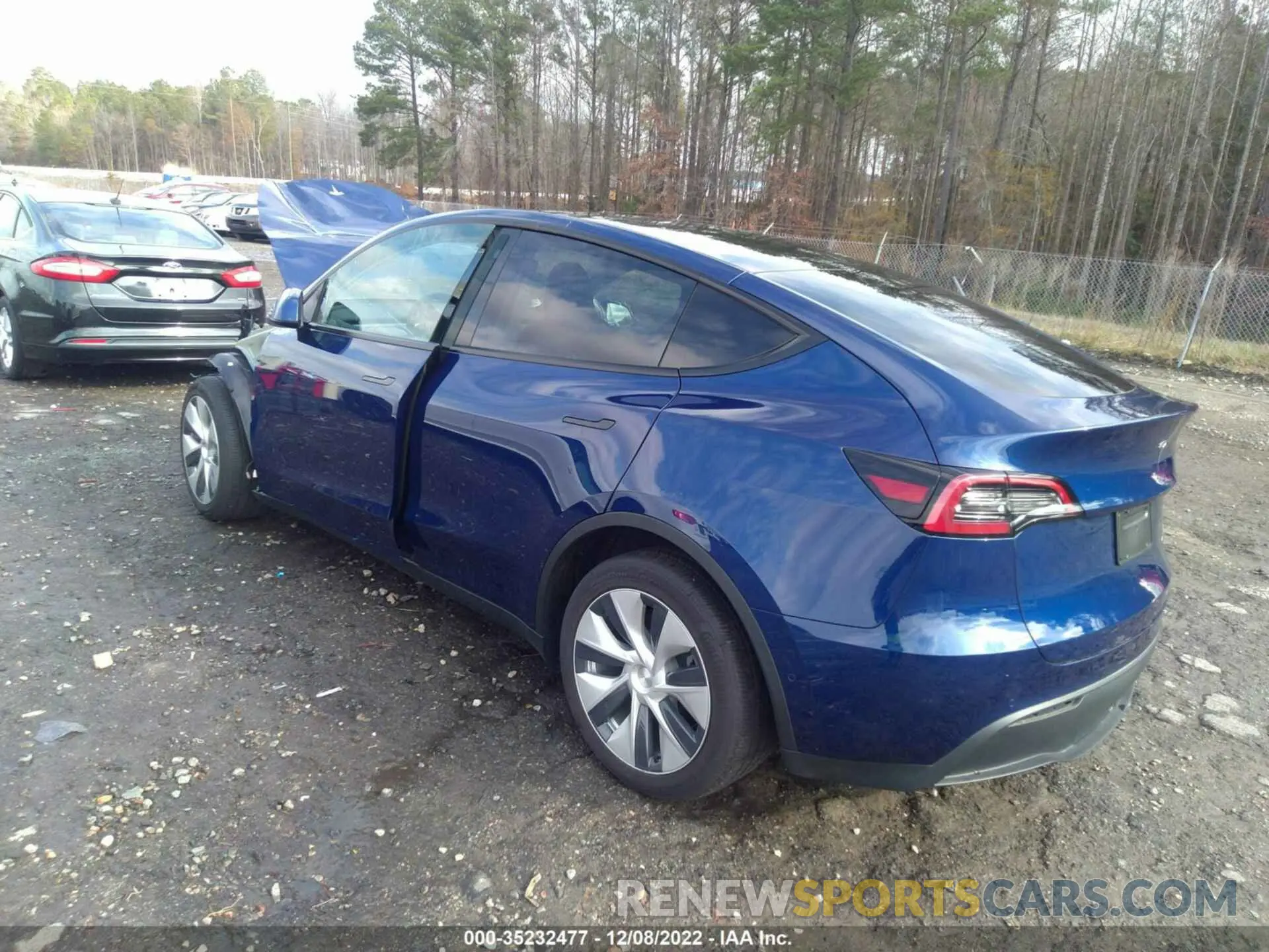 3 fotografías del automóvil dañado 5YJYGDEE0MF229053 TESLA MODEL Y 2021