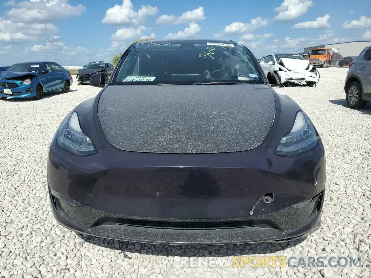 5 fotografías del automóvil dañado 5YJYGDEE0MF233152 TESLA MODEL Y 2021