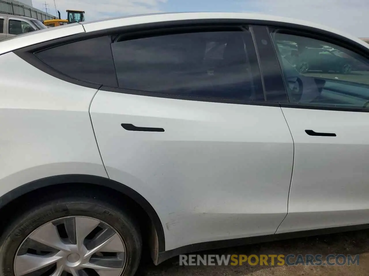 10 fotografías del automóvil dañado 5YJYGDEE0MF265020 TESLA MODEL Y 2021