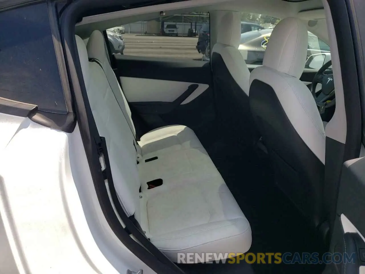 6 fotografías del automóvil dañado 5YJYGDEE0MF269133 TESLA MODEL Y 2021