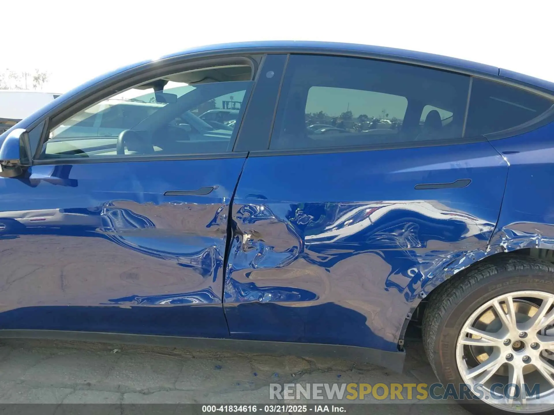 14 fotografías del automóvil dañado 5YJYGDEE0MF270461 TESLA MODEL Y 2021