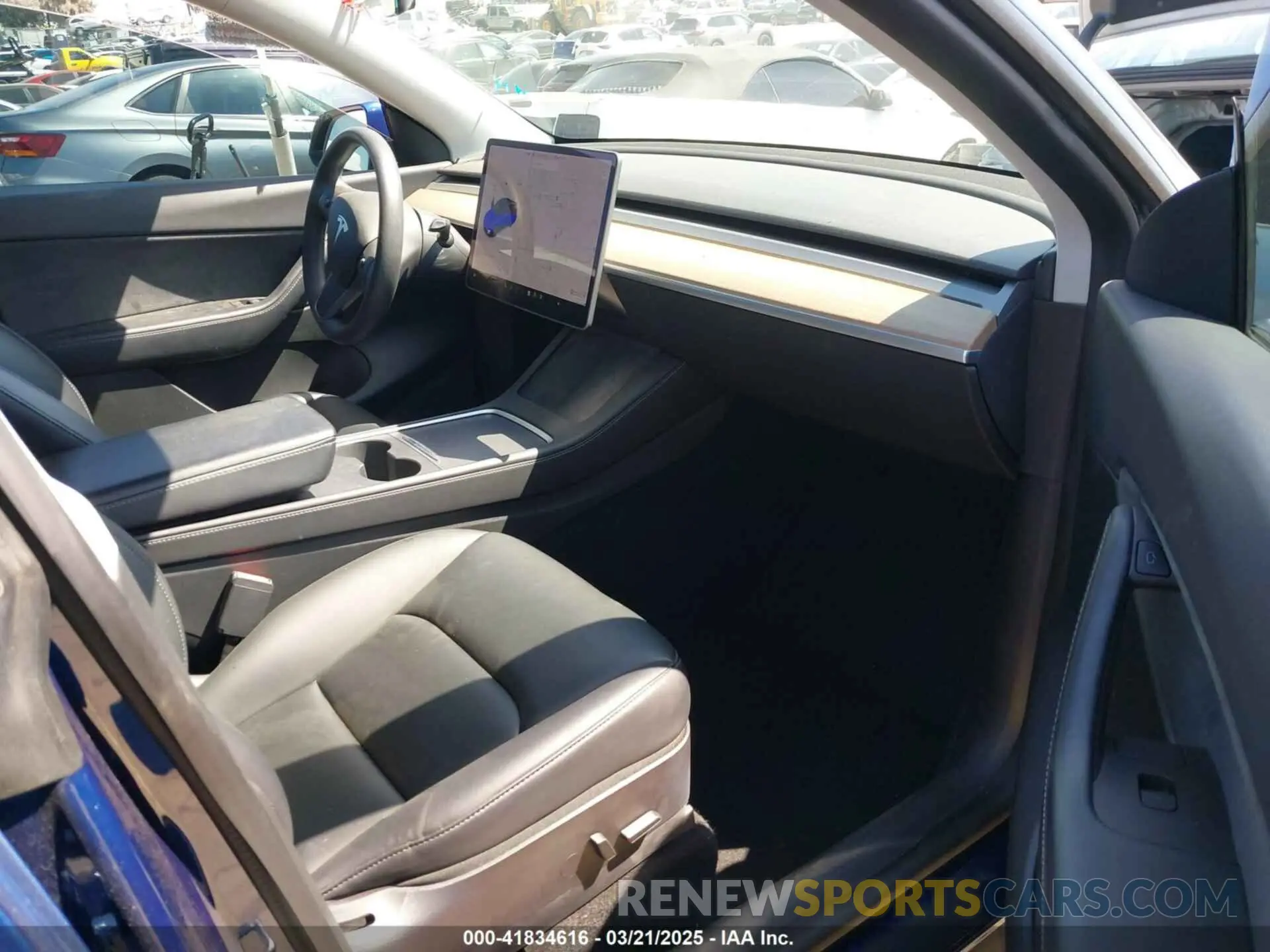 5 fotografías del automóvil dañado 5YJYGDEE0MF270461 TESLA MODEL Y 2021