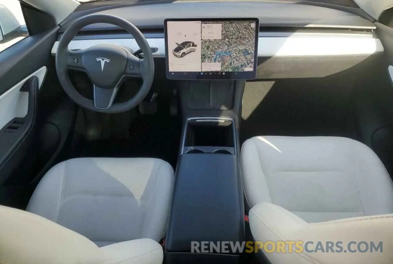 8 fotografías del automóvil dañado 5YJYGDEE0MF274834 TESLA MODEL Y 2021