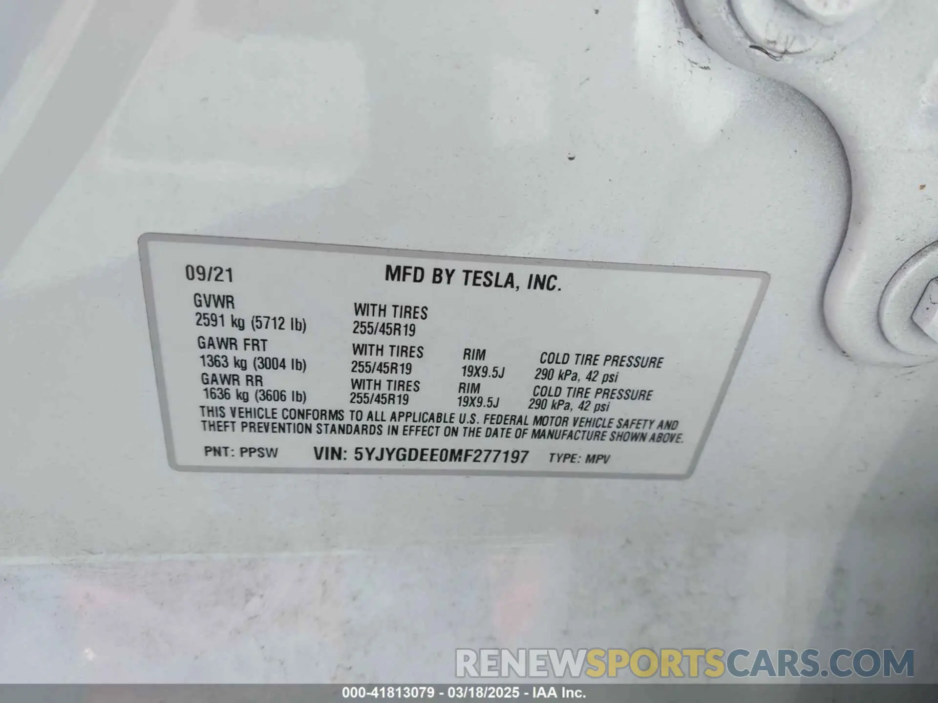 9 fotografías del automóvil dañado 5YJYGDEE0MF277197 TESLA MODEL Y 2021