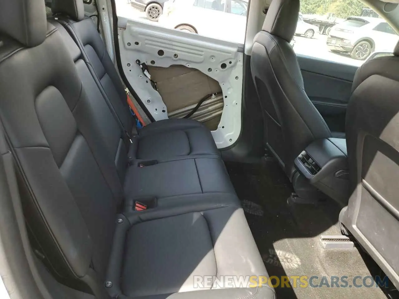 11 fotografías del automóvil dañado 5YJYGDEE0MF301658 TESLA MODEL Y 2021