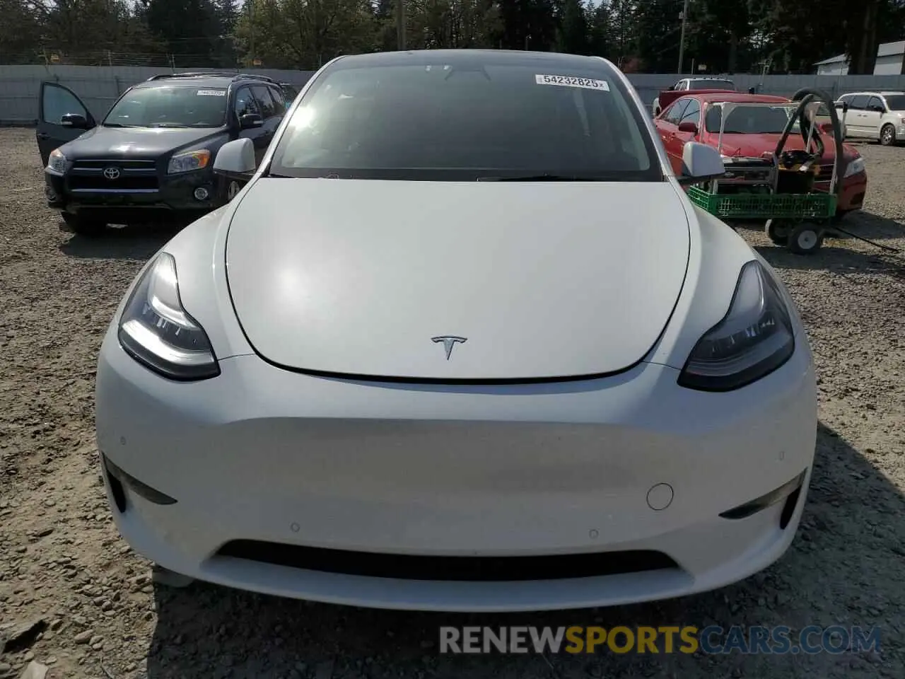 5 fotografías del automóvil dañado 5YJYGDEE0MF301658 TESLA MODEL Y 2021
