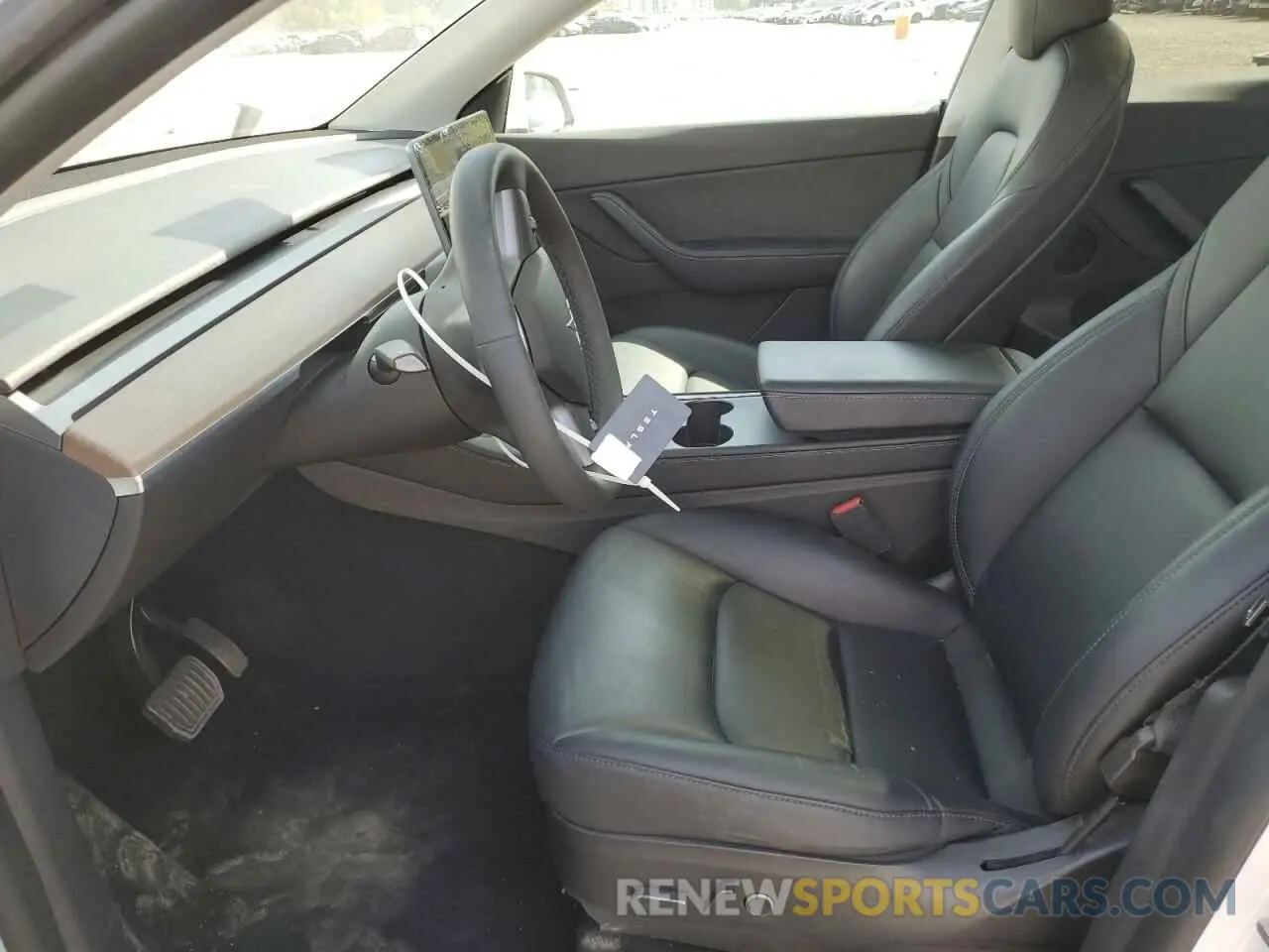 7 fotografías del automóvil dañado 5YJYGDEE0MF301658 TESLA MODEL Y 2021
