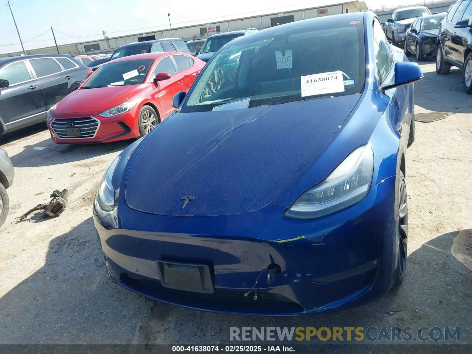 12 fotografías del automóvil dañado 5YJYGDEE1MF060385 TESLA MODEL Y 2021