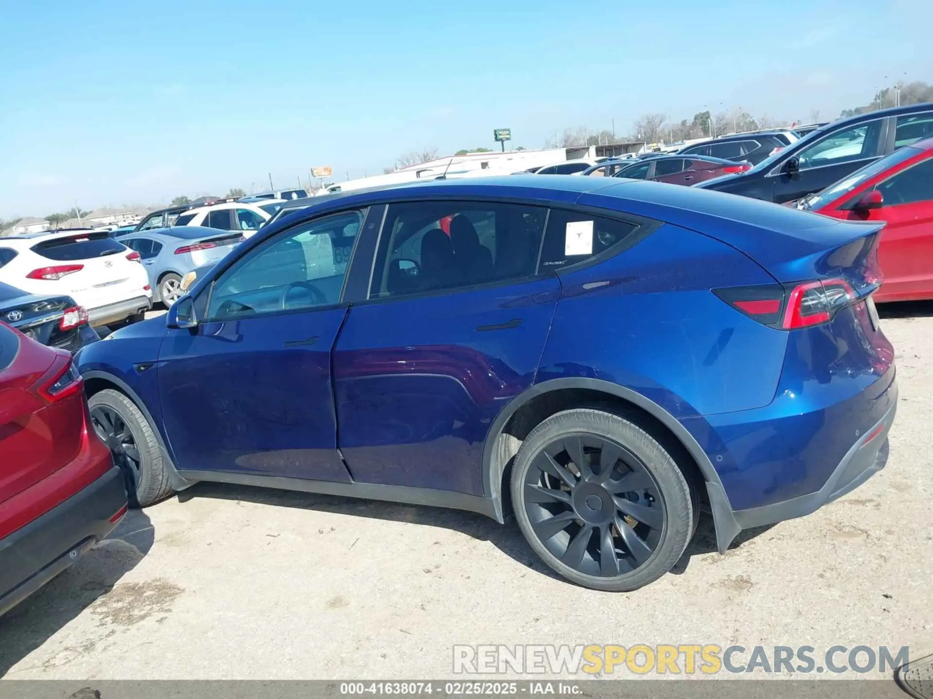 14 fotografías del automóvil dañado 5YJYGDEE1MF060385 TESLA MODEL Y 2021