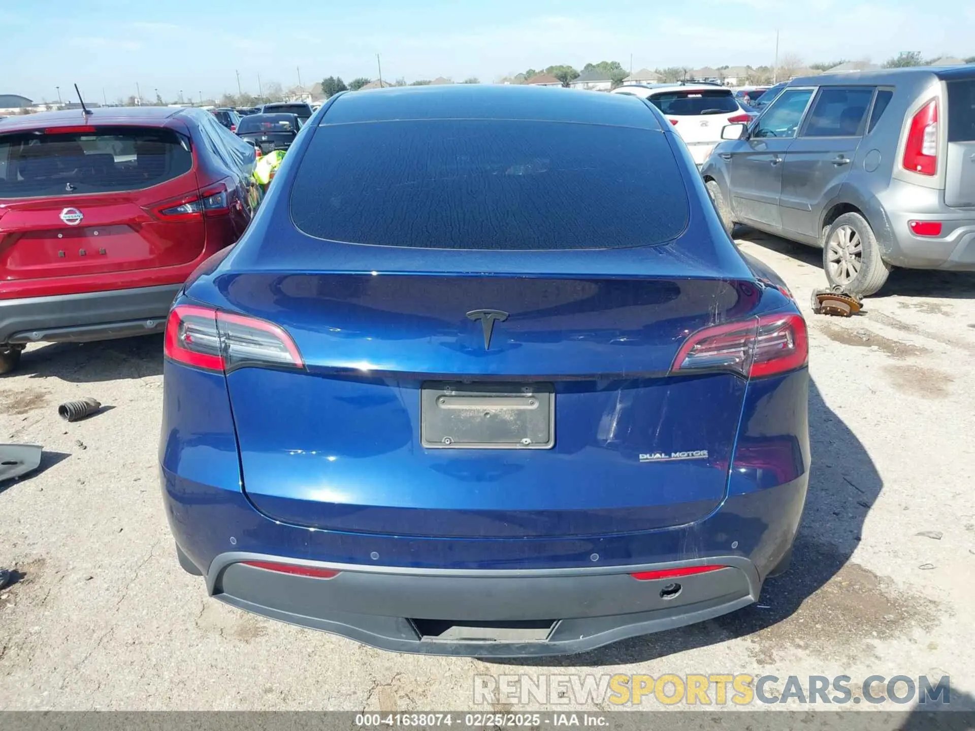 16 fotografías del automóvil dañado 5YJYGDEE1MF060385 TESLA MODEL Y 2021