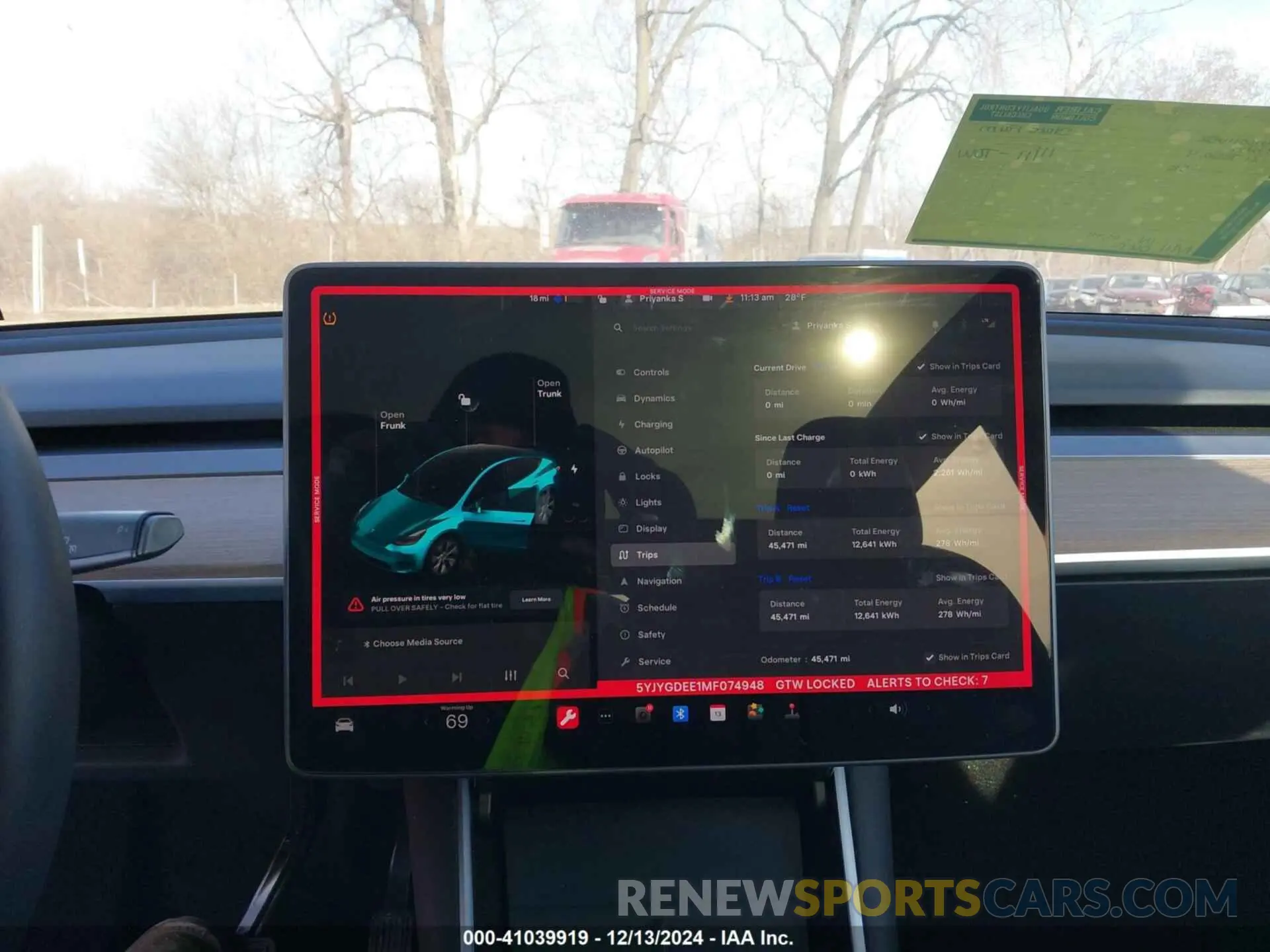 18 fotografías del automóvil dañado 5YJYGDEE1MF074948 TESLA MODEL Y 2021