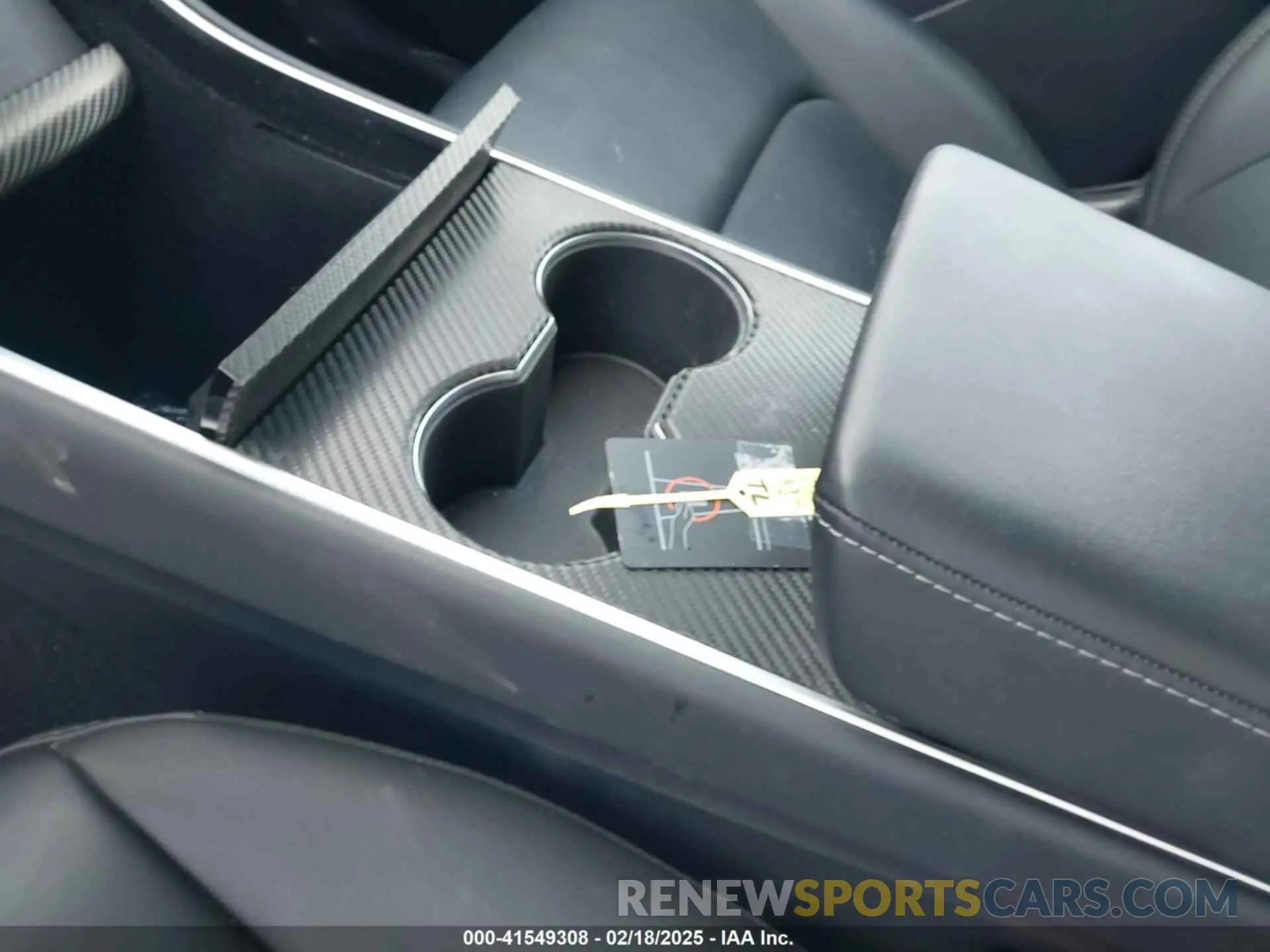 11 fotografías del automóvil dañado 5YJYGDEE1MF083780 TESLA MODEL Y 2021