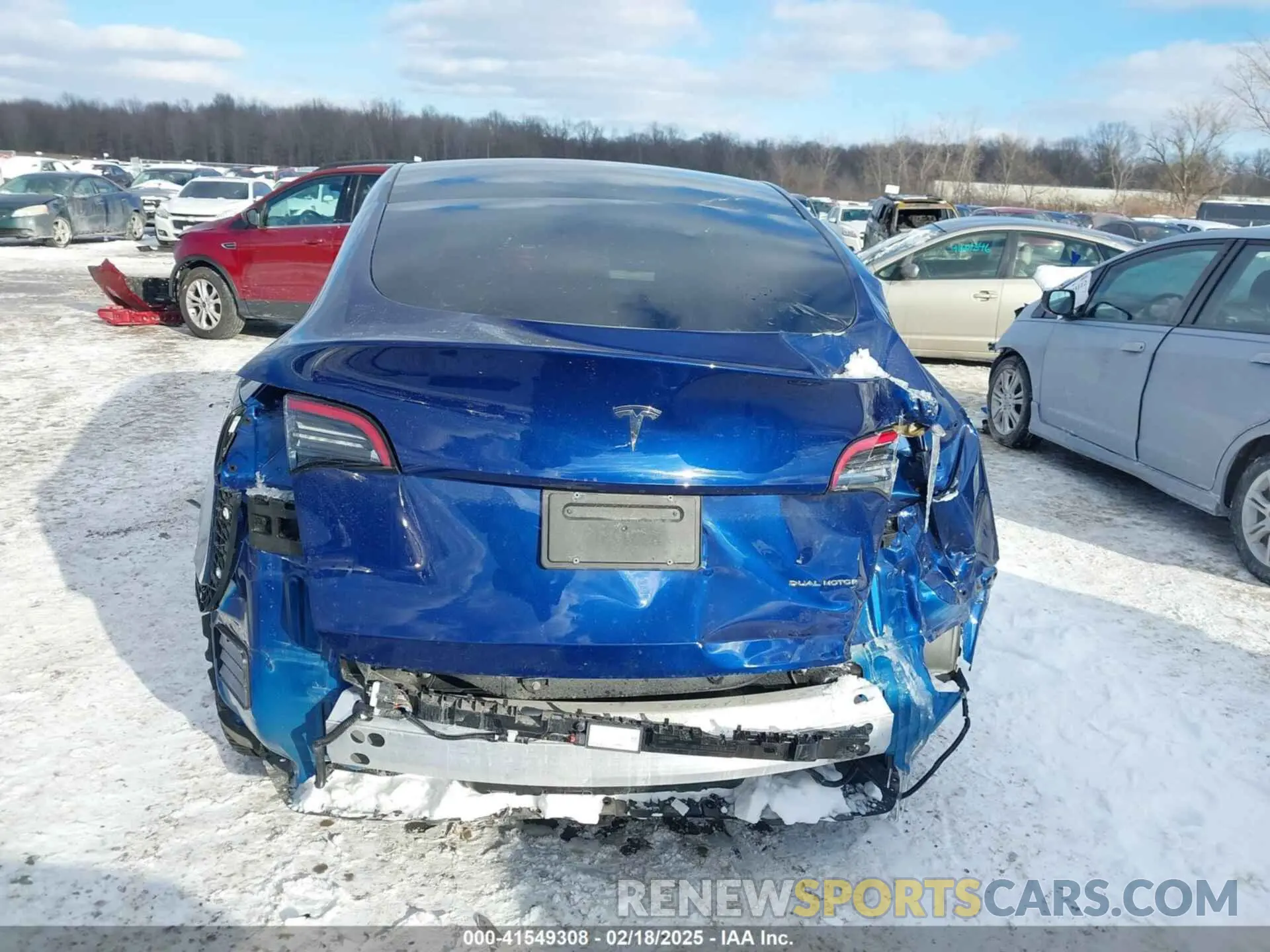 17 fotografías del automóvil dañado 5YJYGDEE1MF083780 TESLA MODEL Y 2021