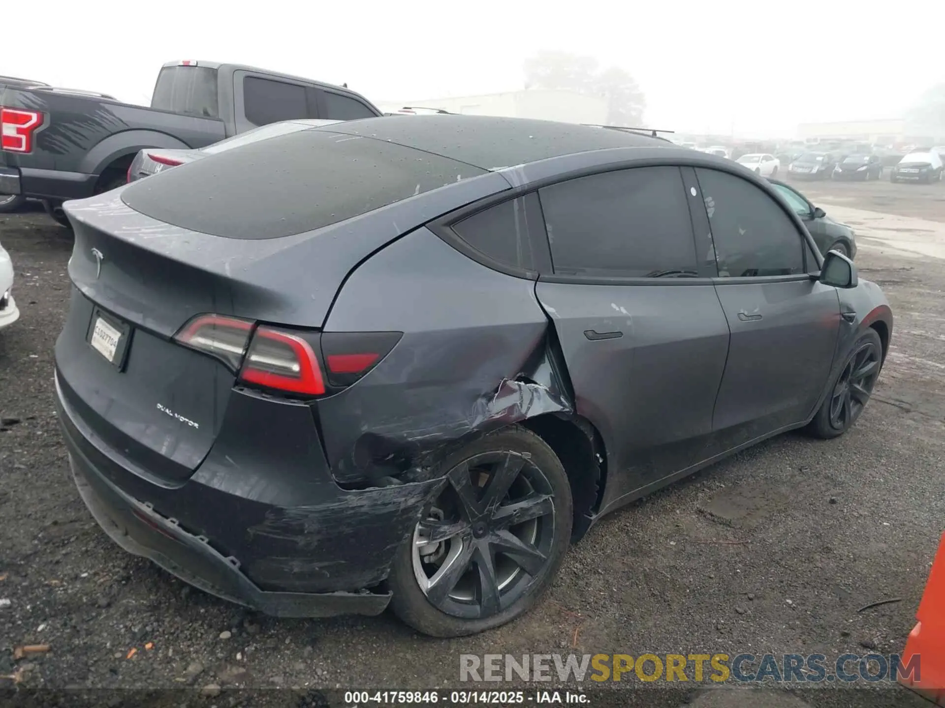 4 fotografías del automóvil dañado 5YJYGDEE1MF100013 TESLA MODEL Y 2021