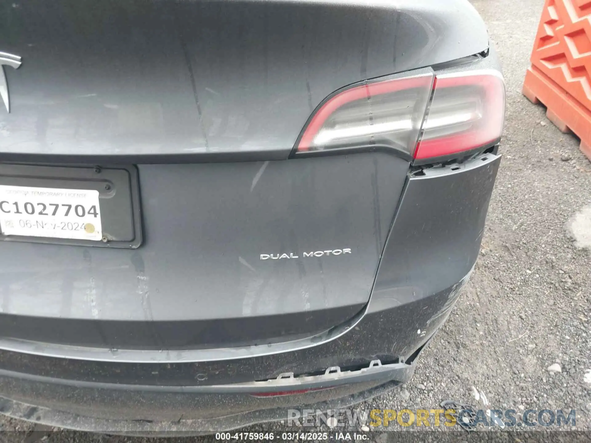 6 fotografías del automóvil dañado 5YJYGDEE1MF100013 TESLA MODEL Y 2021