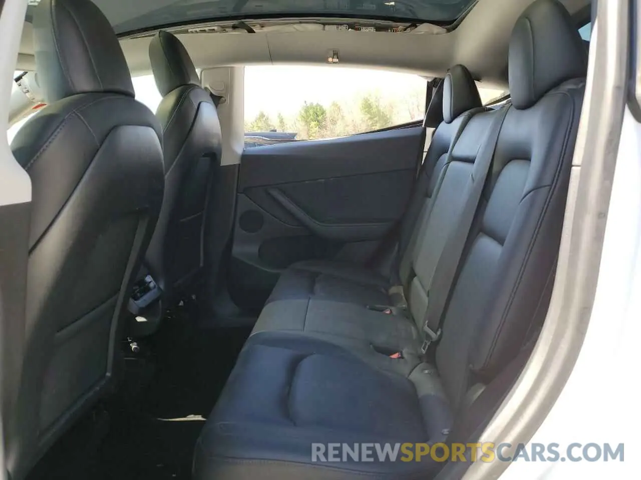 10 fotografías del automóvil dañado 5YJYGDEE1MF119872 TESLA MODEL Y 2021
