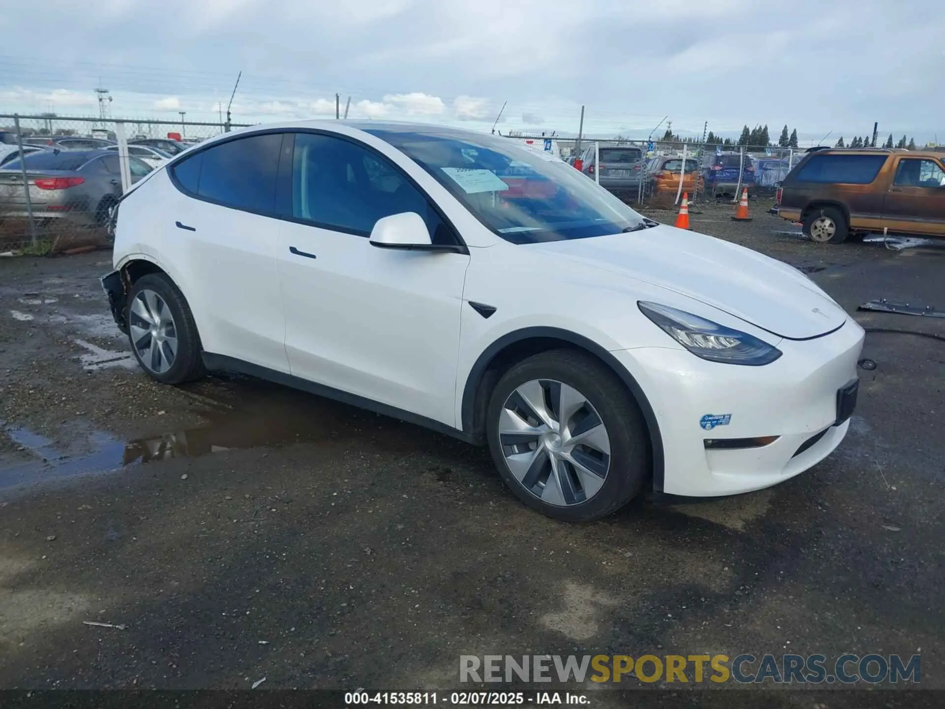 1 fotografías del automóvil dañado 5YJYGDEE1MF152855 TESLA MODEL Y 2021