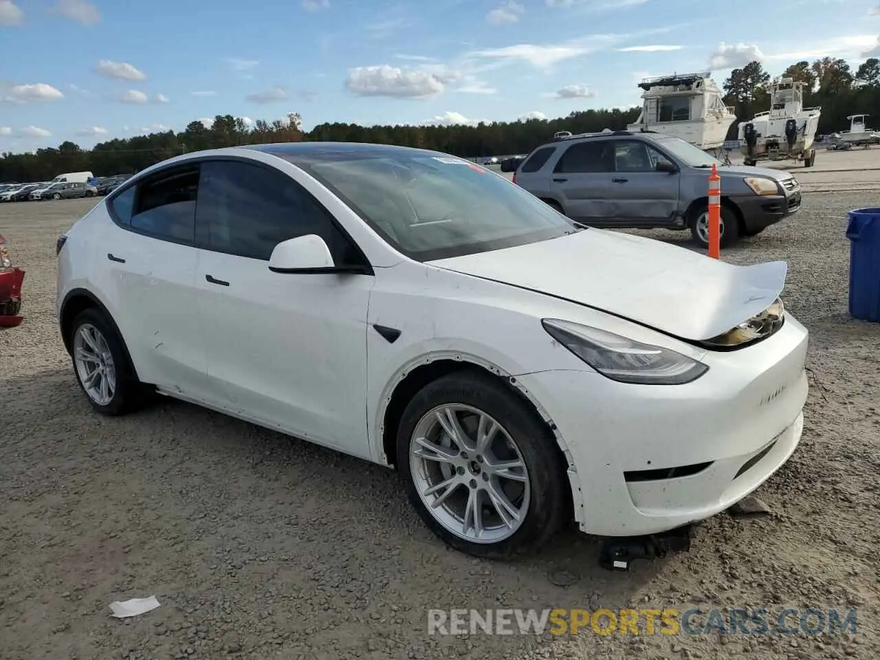 4 fotografías del automóvil dañado 5YJYGDEE1MF233600 TESLA MODEL Y 2021