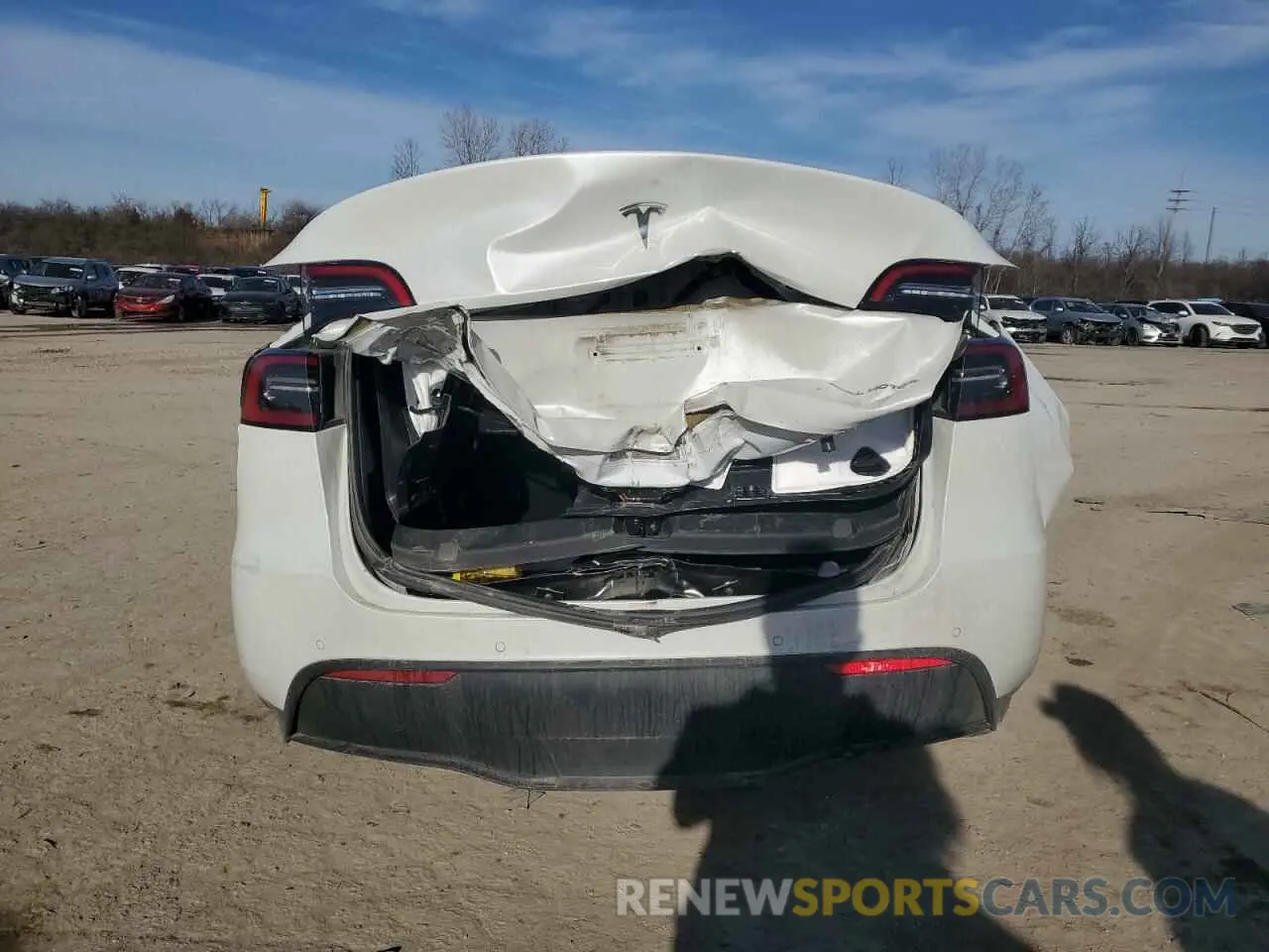 6 fotografías del automóvil dañado 5YJYGDEE1MF253992 TESLA MODEL Y 2021